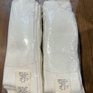 White Men's Oversize Non-Binding Cotton Full length Socks